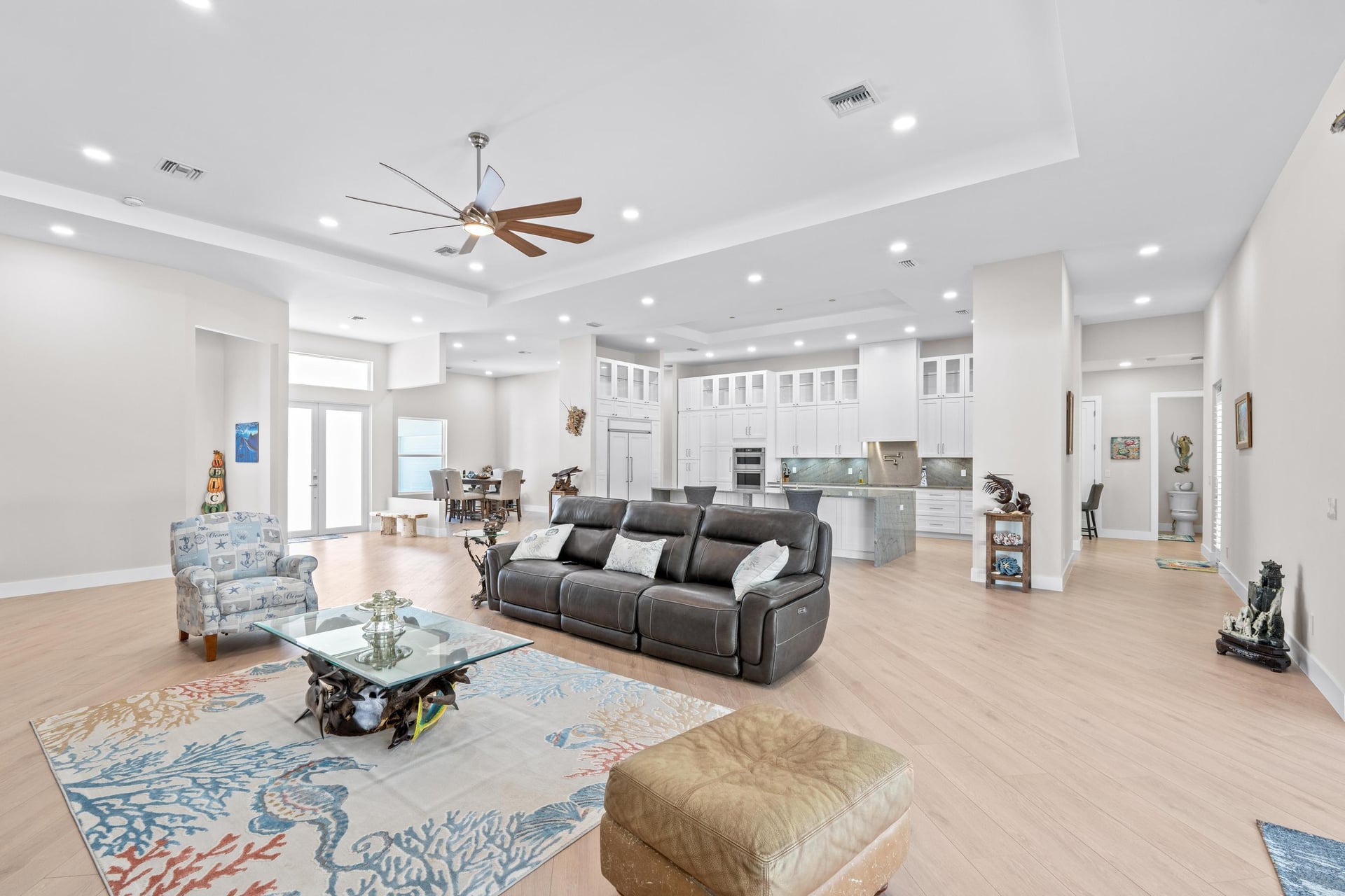 Residence photo 4