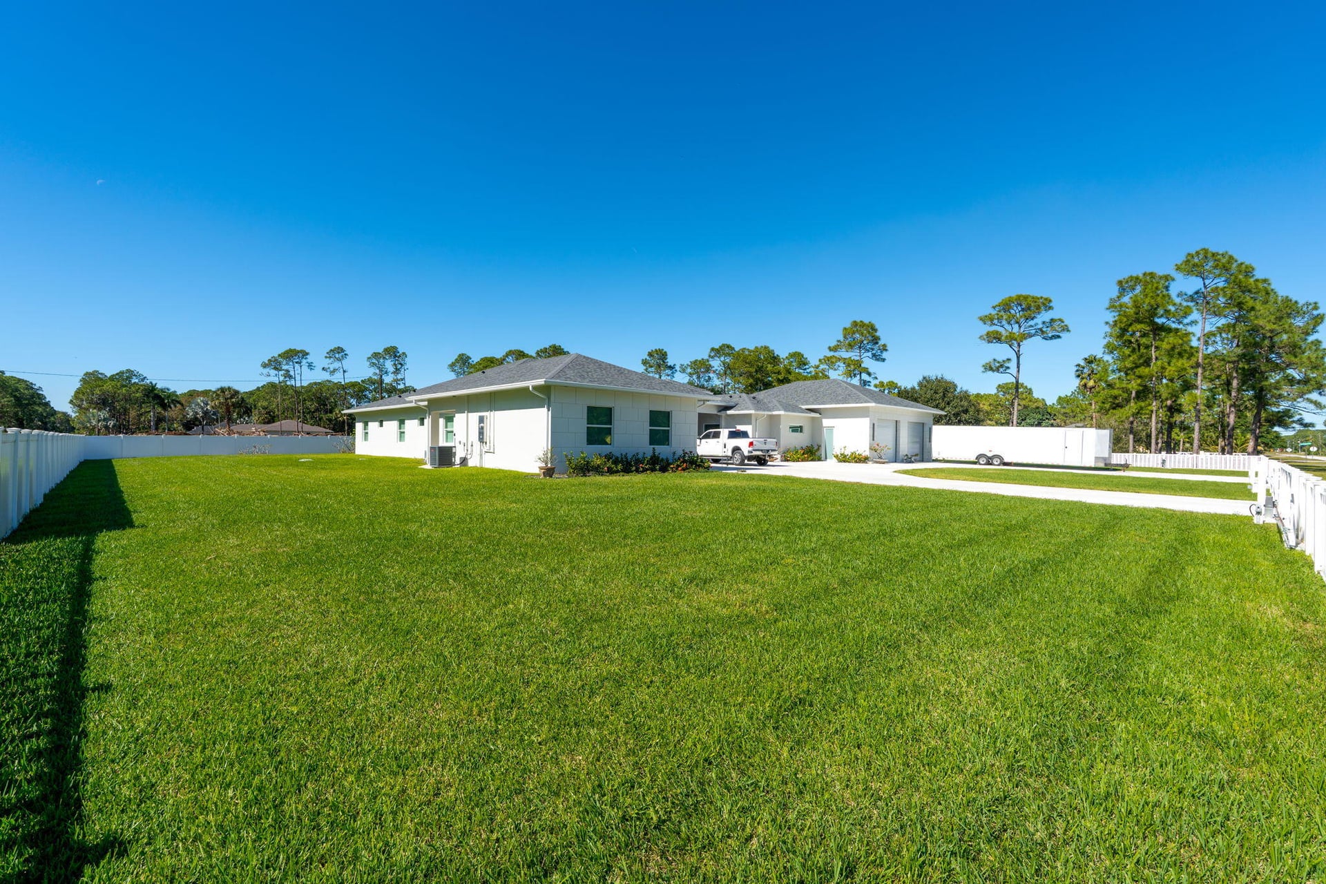 Residence photo 64