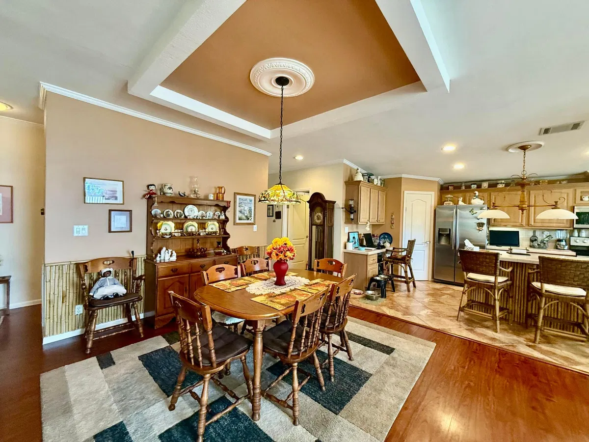 Residence photo 7