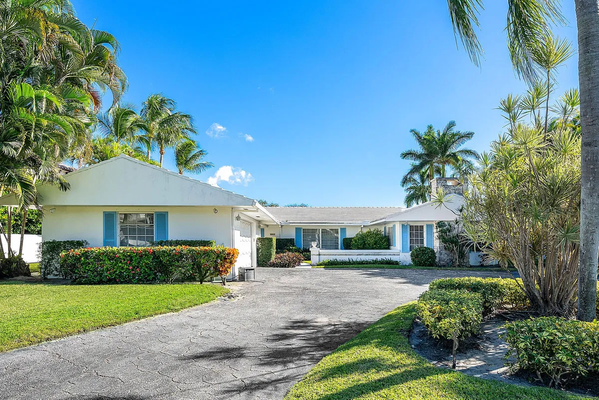 Royal Palm Yacht and Country Club Residence photo 7