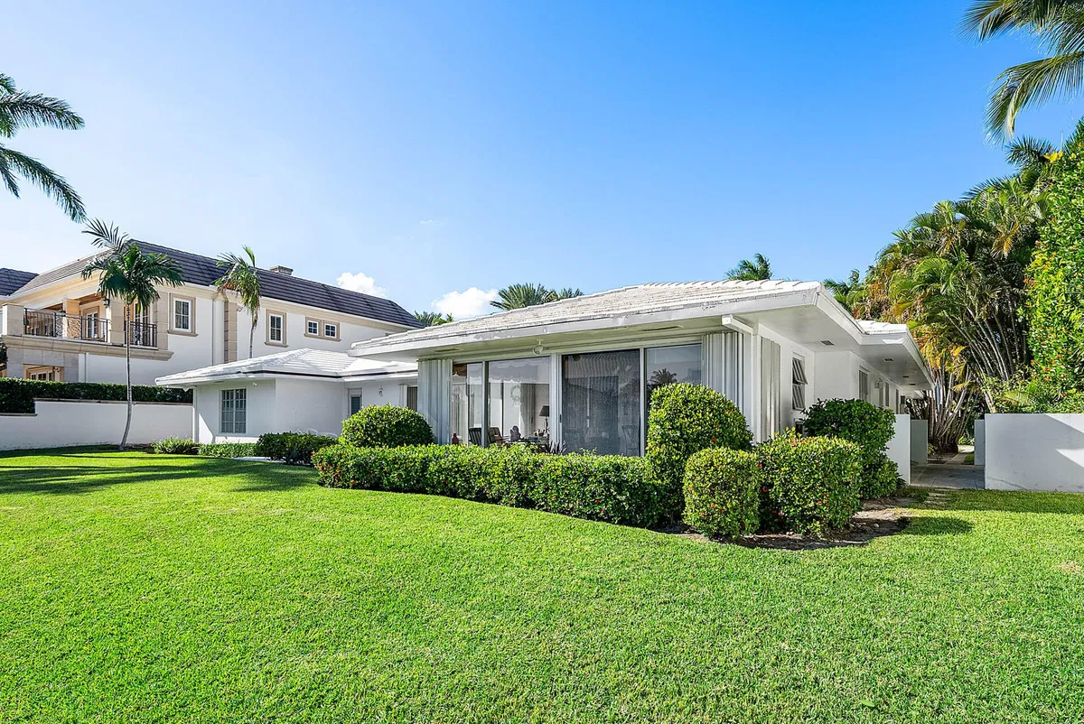 Royal Palm Yacht and Country Club Residence photo 10