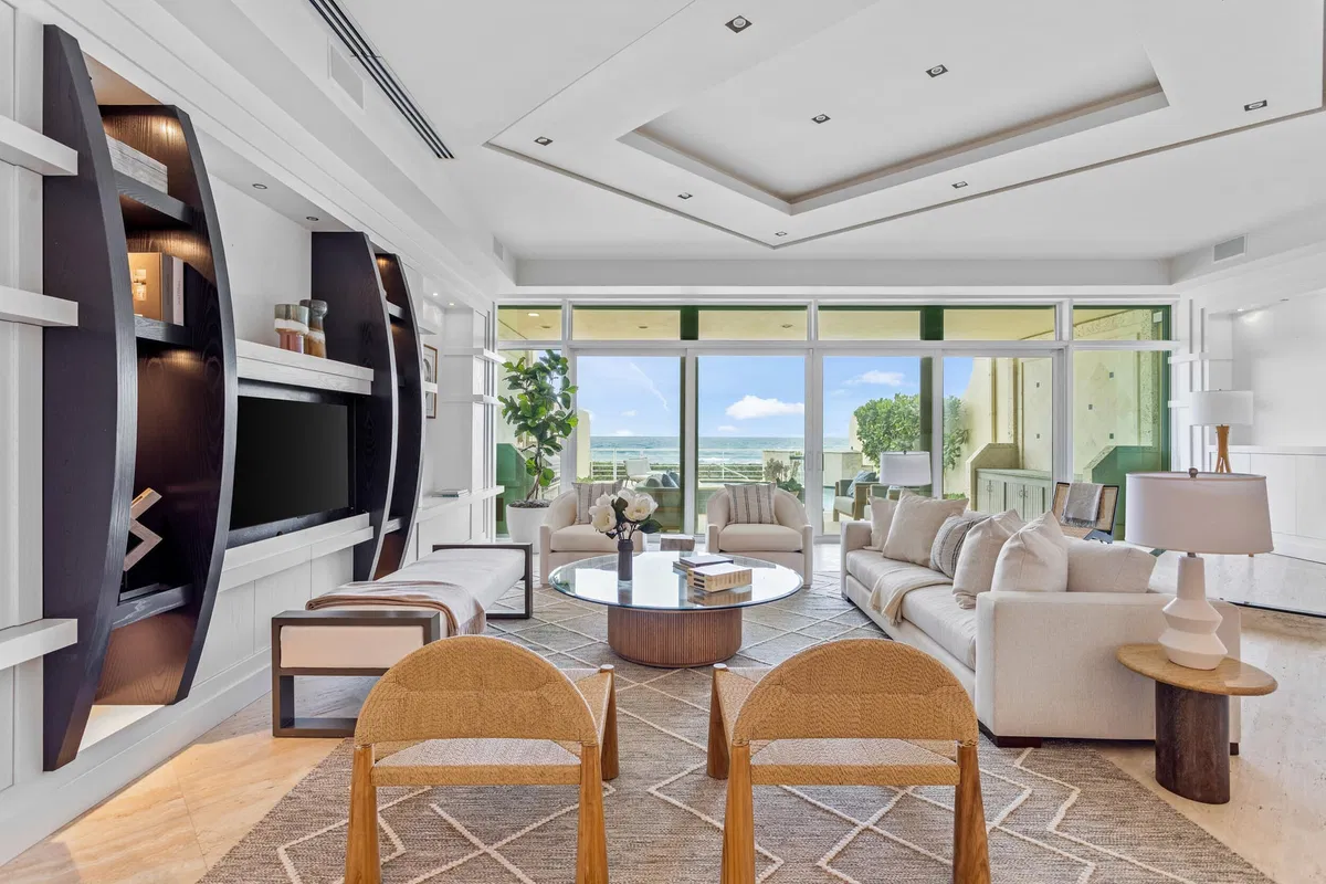 Sloan's Curve Palm Beach Residence photo 10