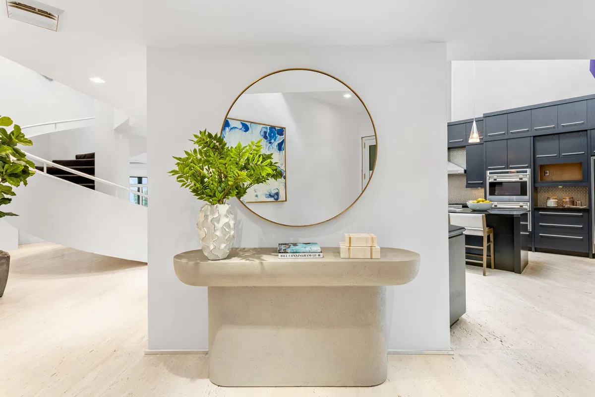 Sloan's Curve Palm Beach Residence photo 13