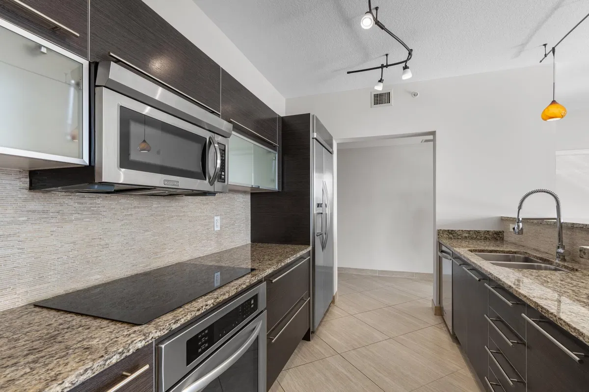 CityPlace South Tower Unit 601 photo 10