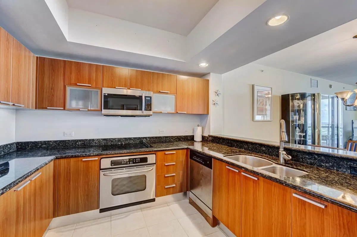 Marina Grande Riviera Beach Unit 1802 photo 13