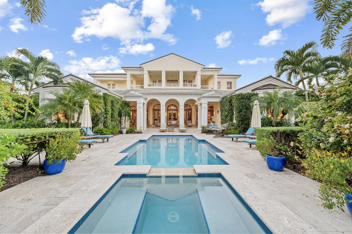 Sailfish Point Residence
