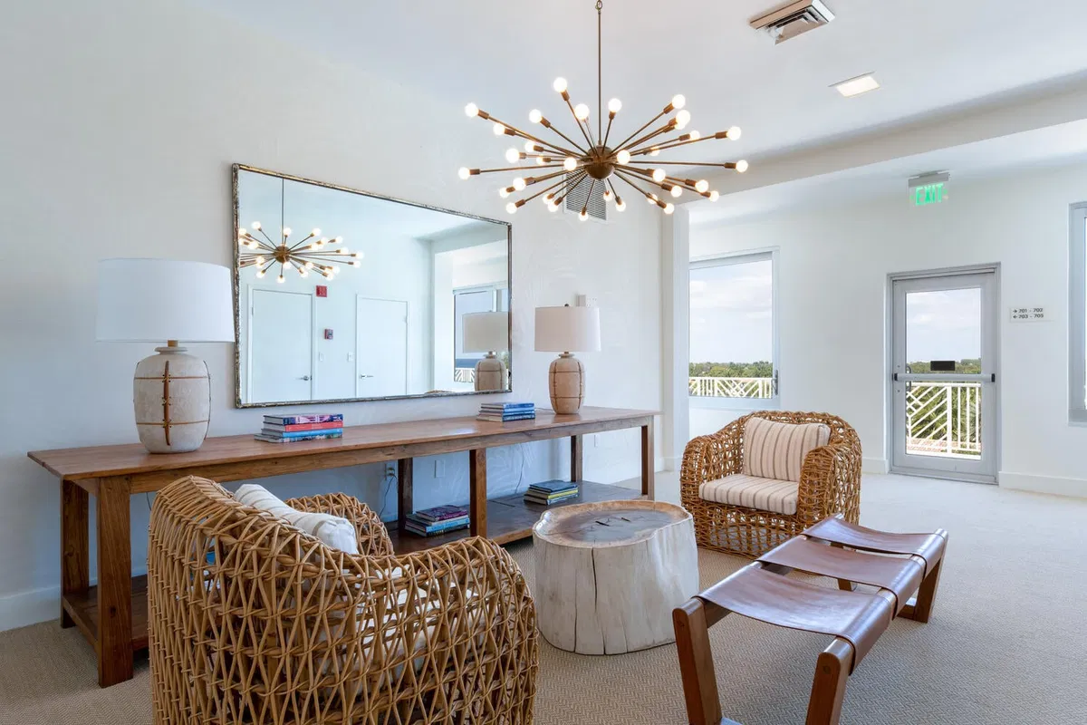Unit 511 photo 19