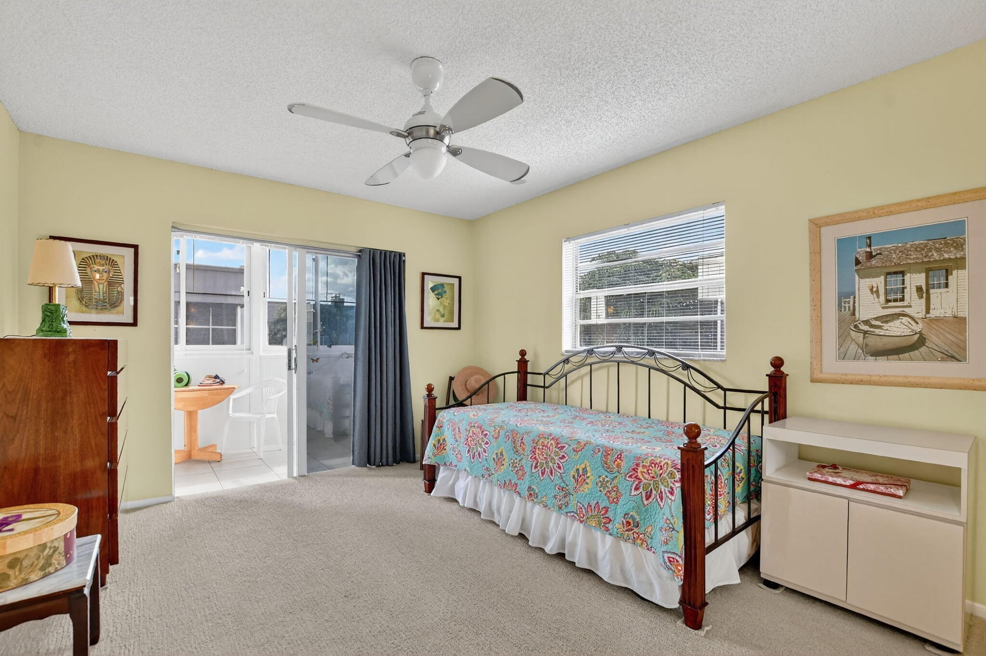 Residence photo 22