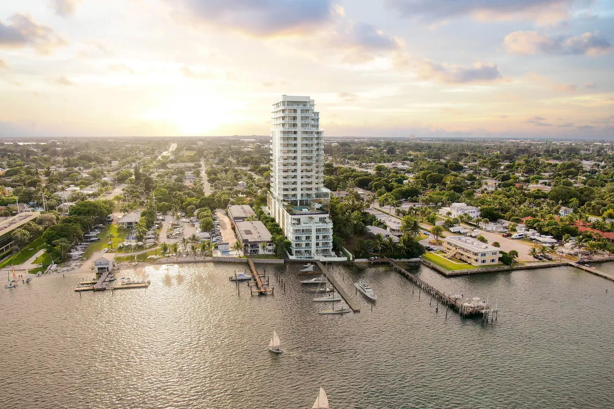 Alba Palm Beach Unit 1503 photo 7
