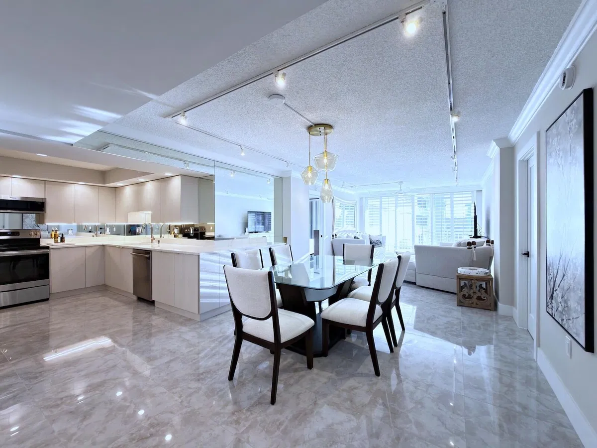 Barclay Condo Unit 316