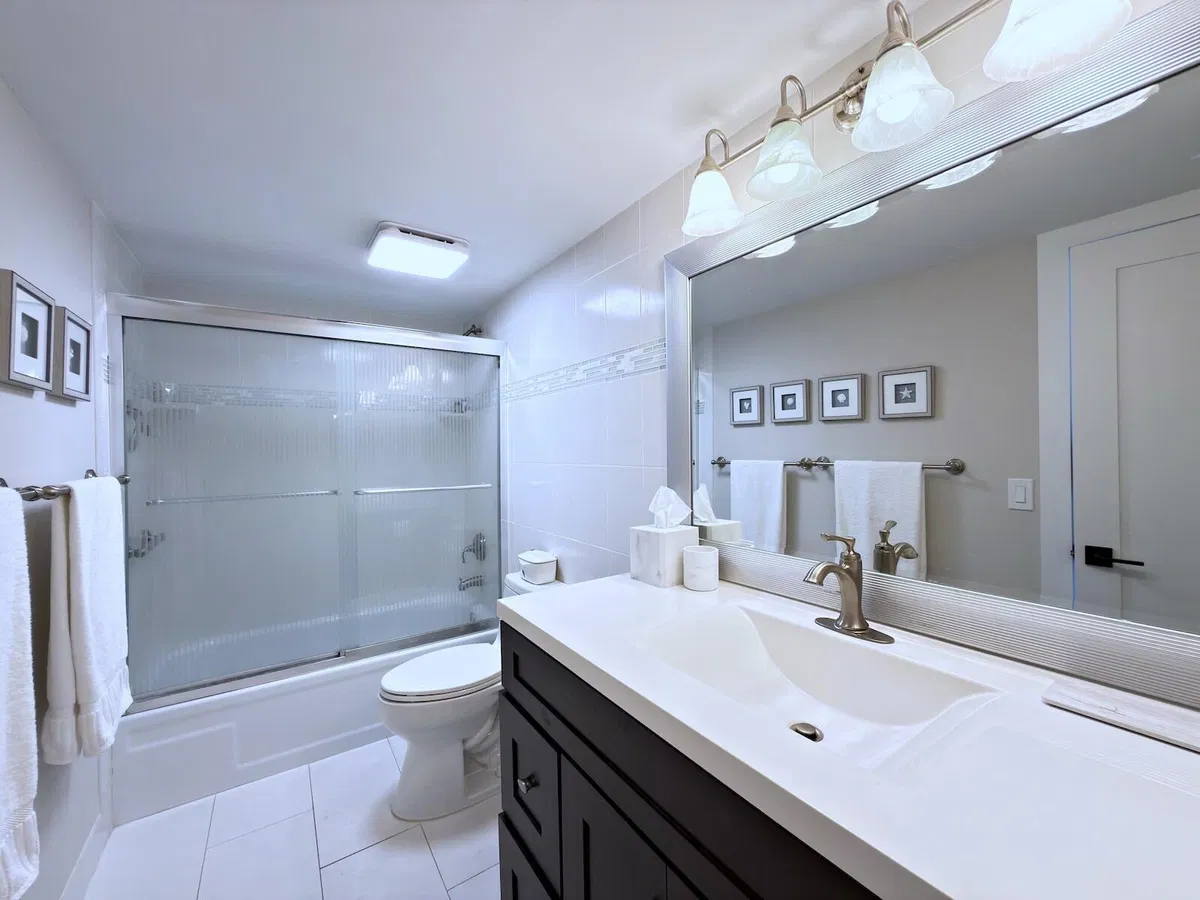 Barclay Condo Unit 316 photo 19