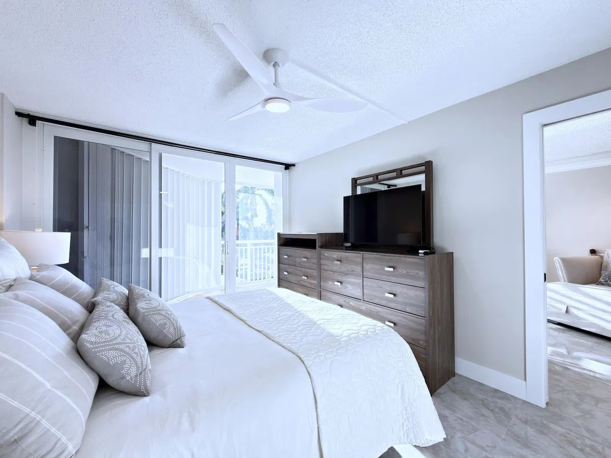 Barclay Condo Unit 316 photo 22