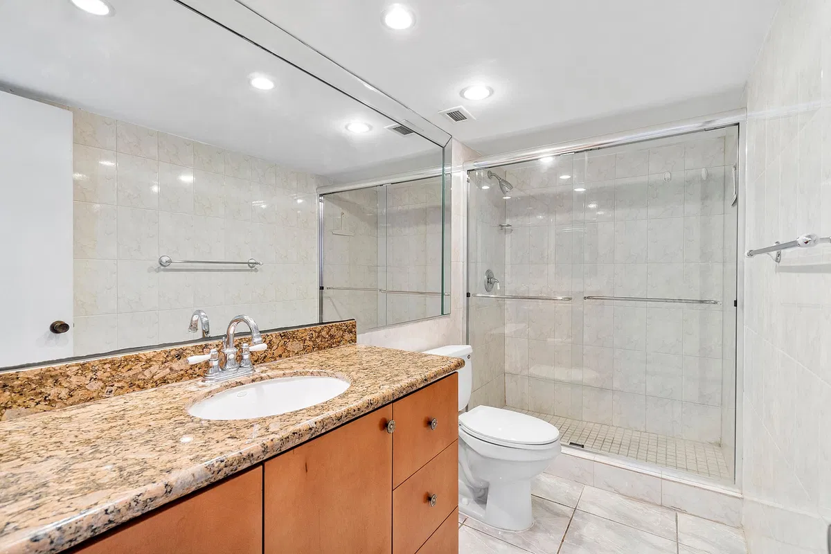 Boca Raton Unit 4 B photo 13