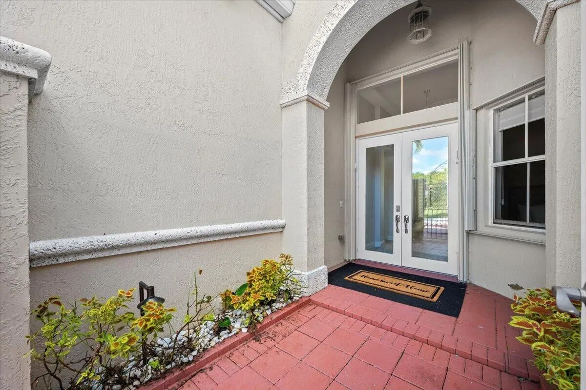 Residence photo 49