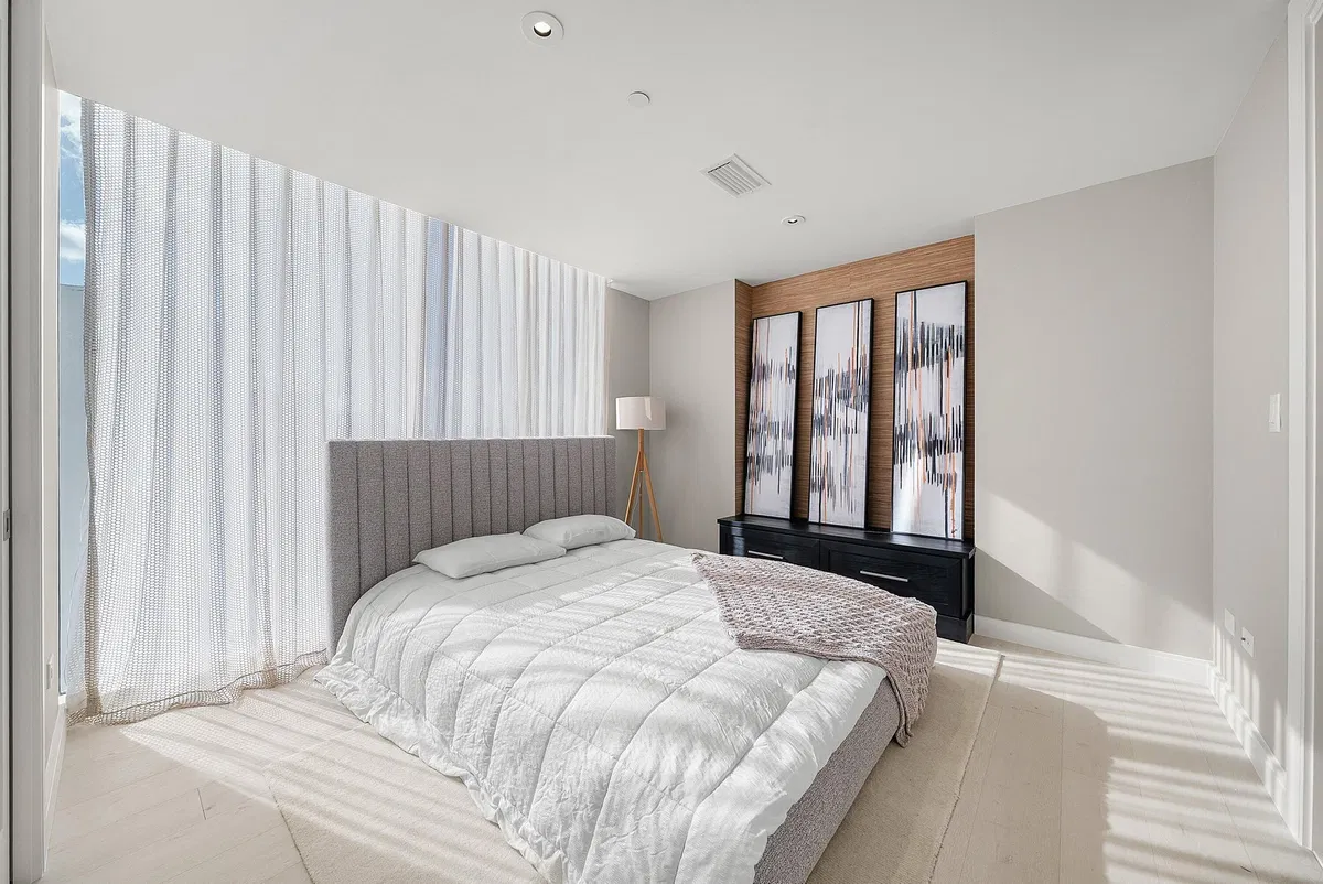 3550 South Ocean Condominium Unit 7c photo 31