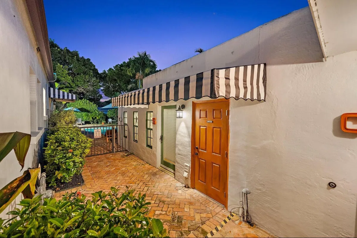 Old Northwood Residence photo 10