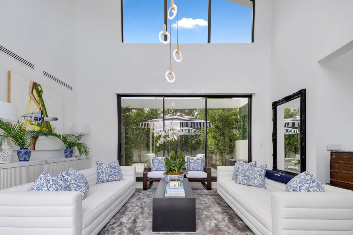 SoSo West Palm Beach Residence photo 4