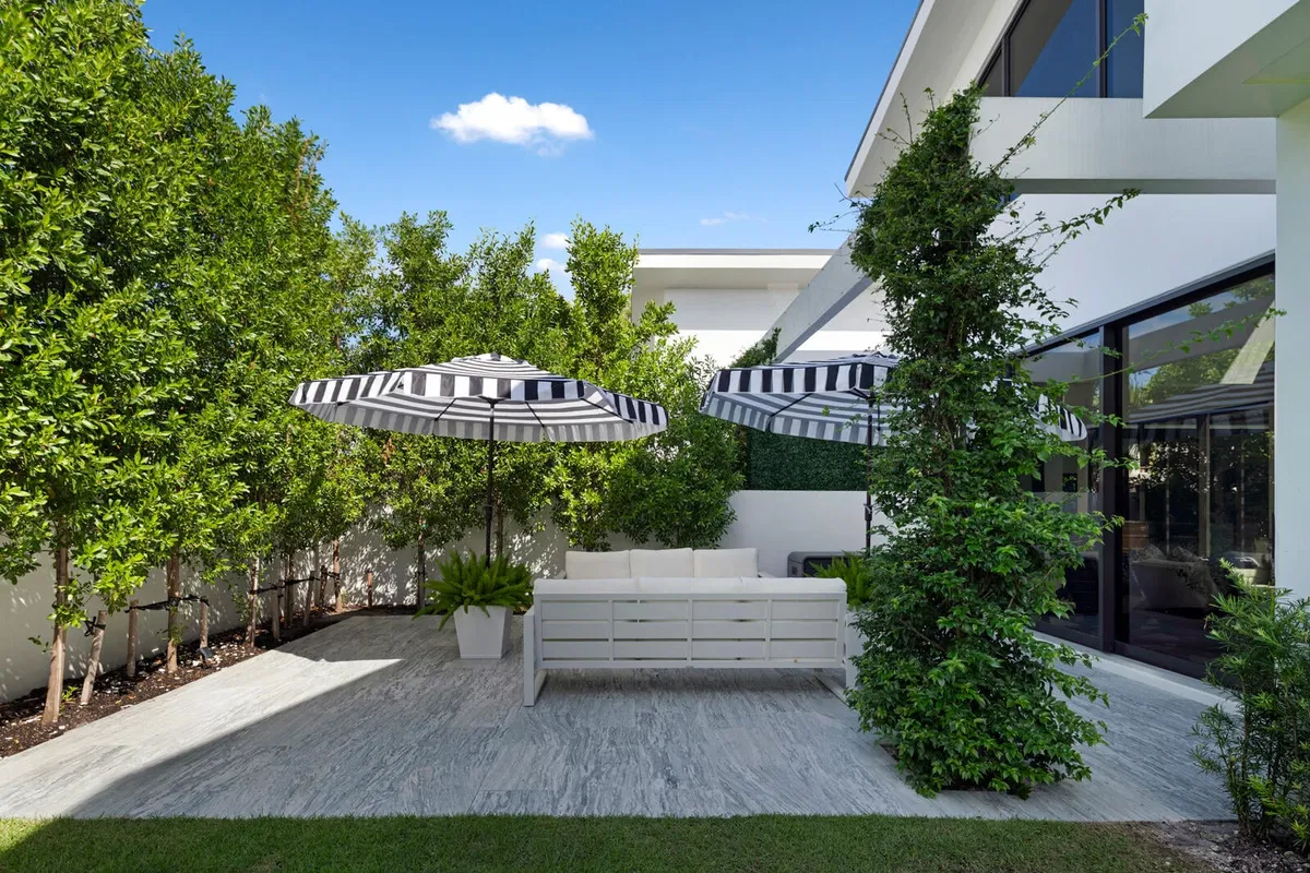 SoSo West Palm Beach Residence photo 25