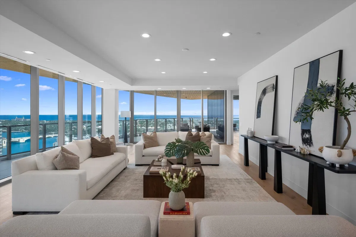 Forte on Flagler Unit 2201 photo 4