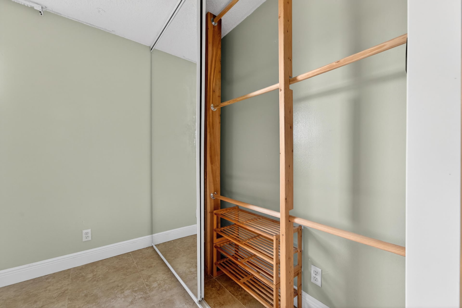 Residence photo 25