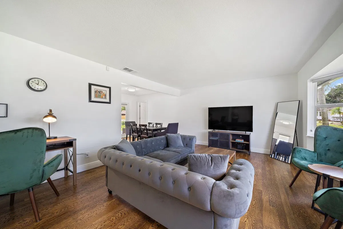 Residence photo 4