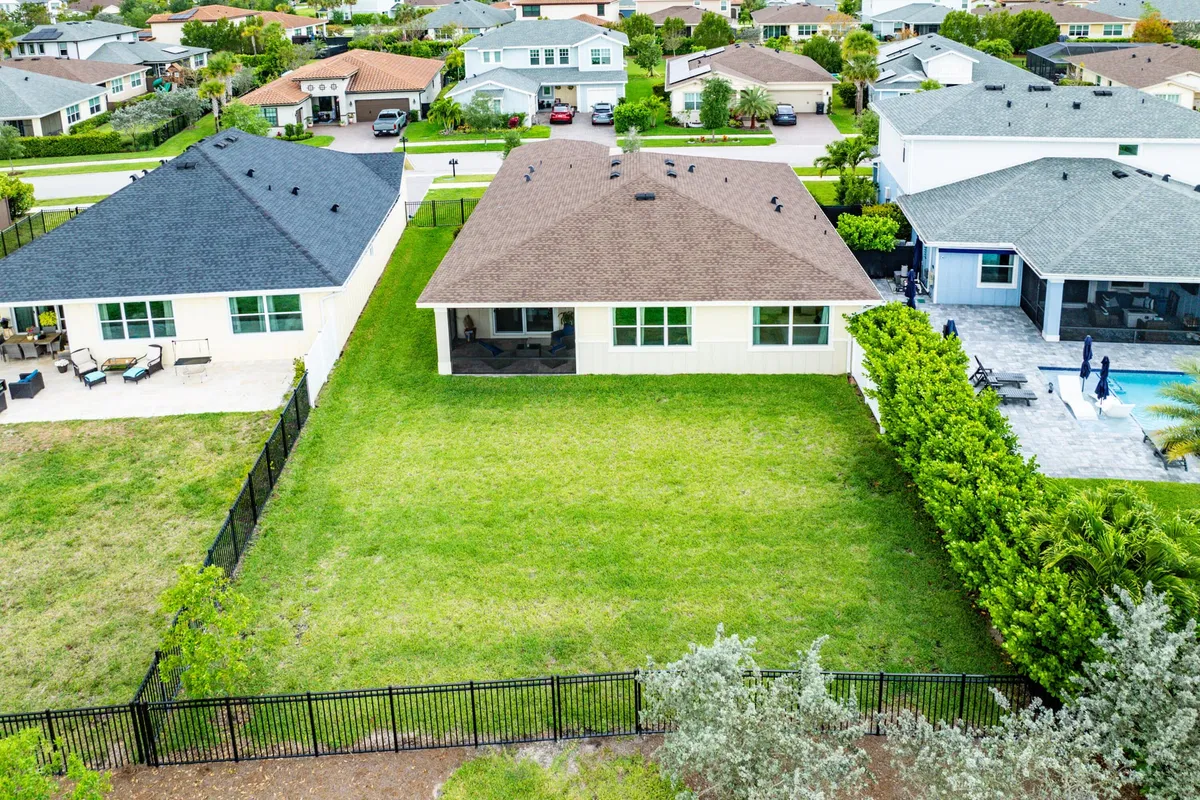 Residence photo 13
