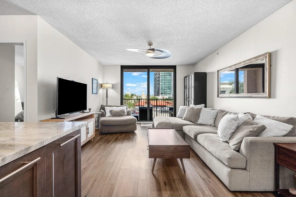 The Tower Condominium at Cityplace Unit 410