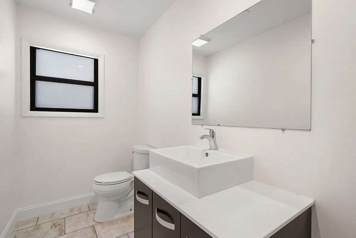 Residence photo 19