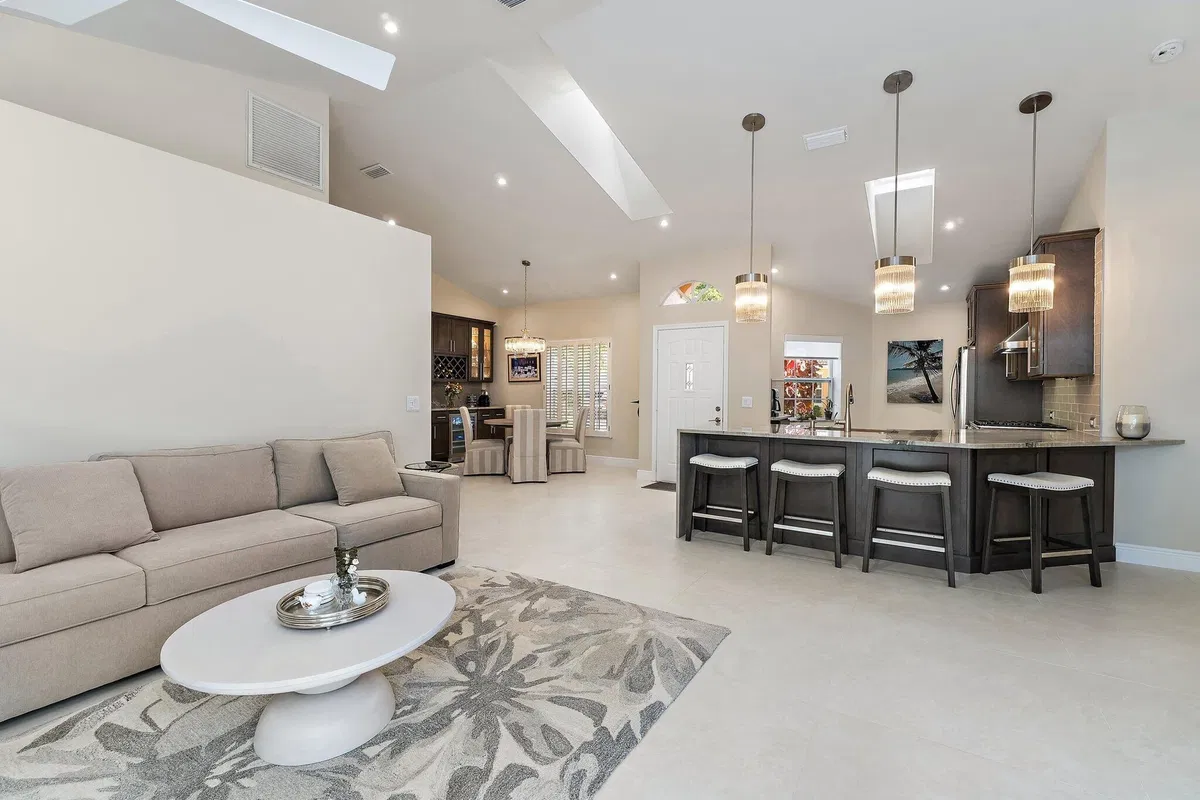 PGA National Palm Beach Gardens Residence photo 13