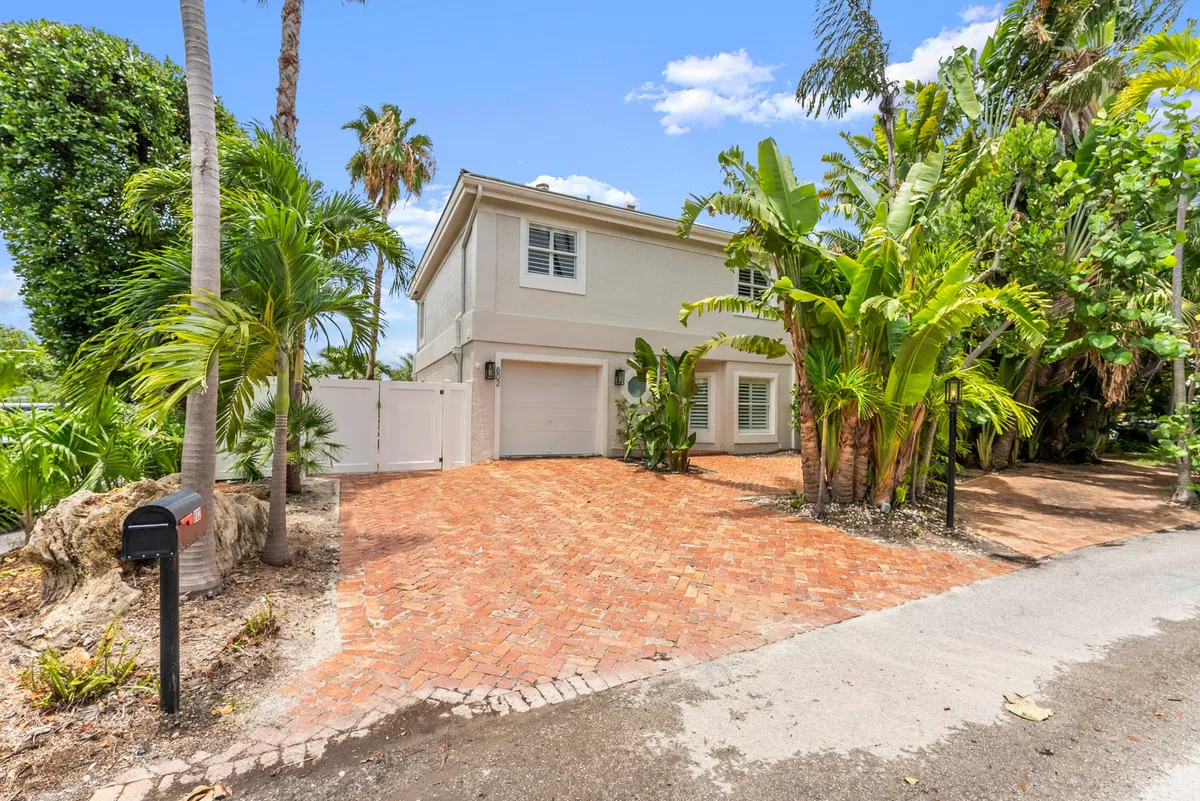Palm Trail Delray Beach Residence photo 49