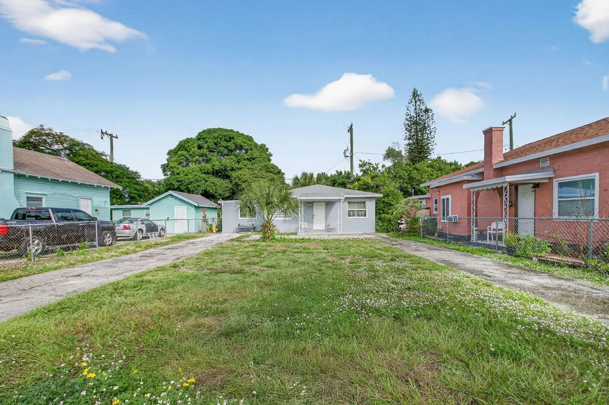 West Palm Beach Residence photo 16