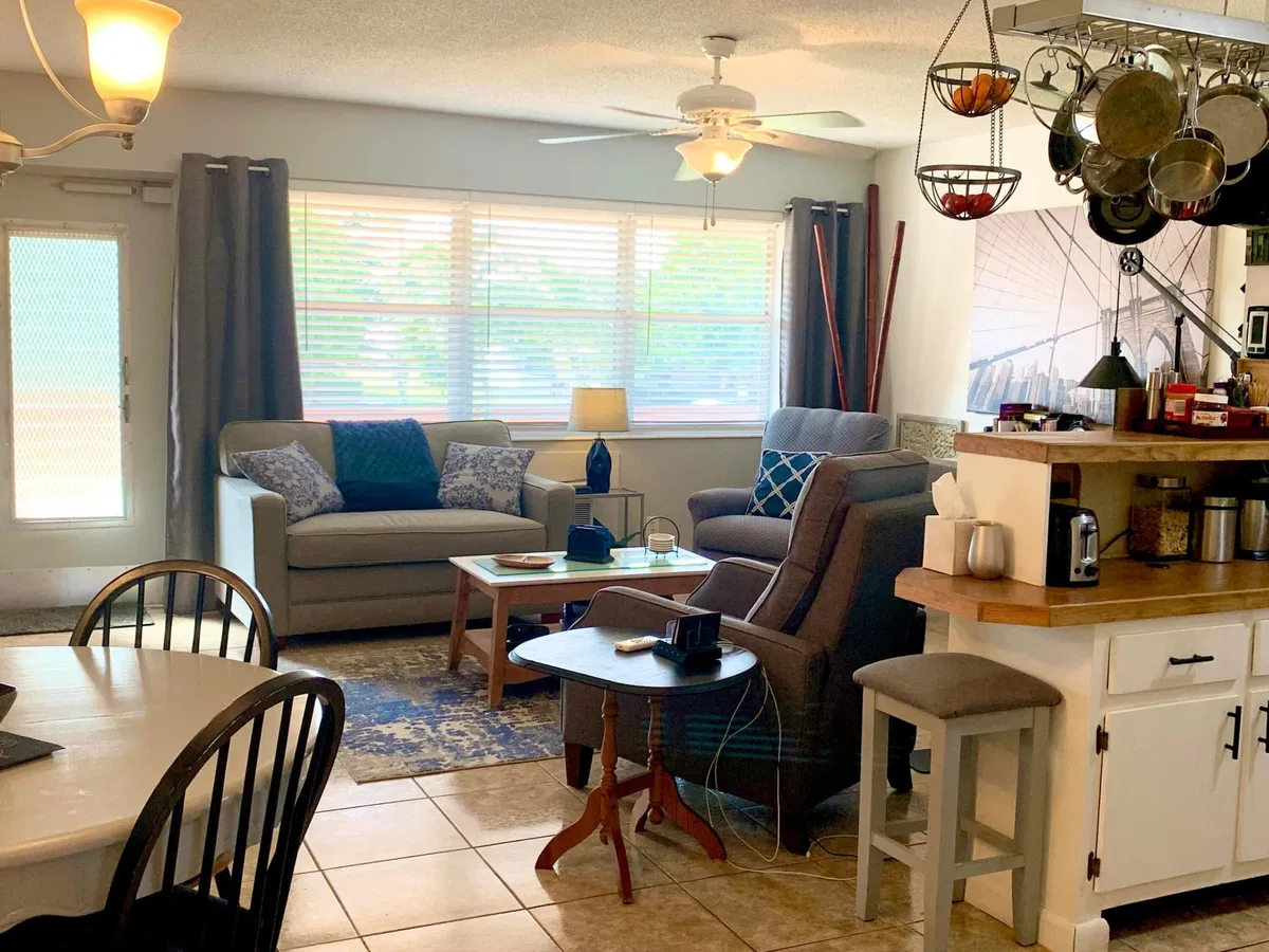  Residence photo 10