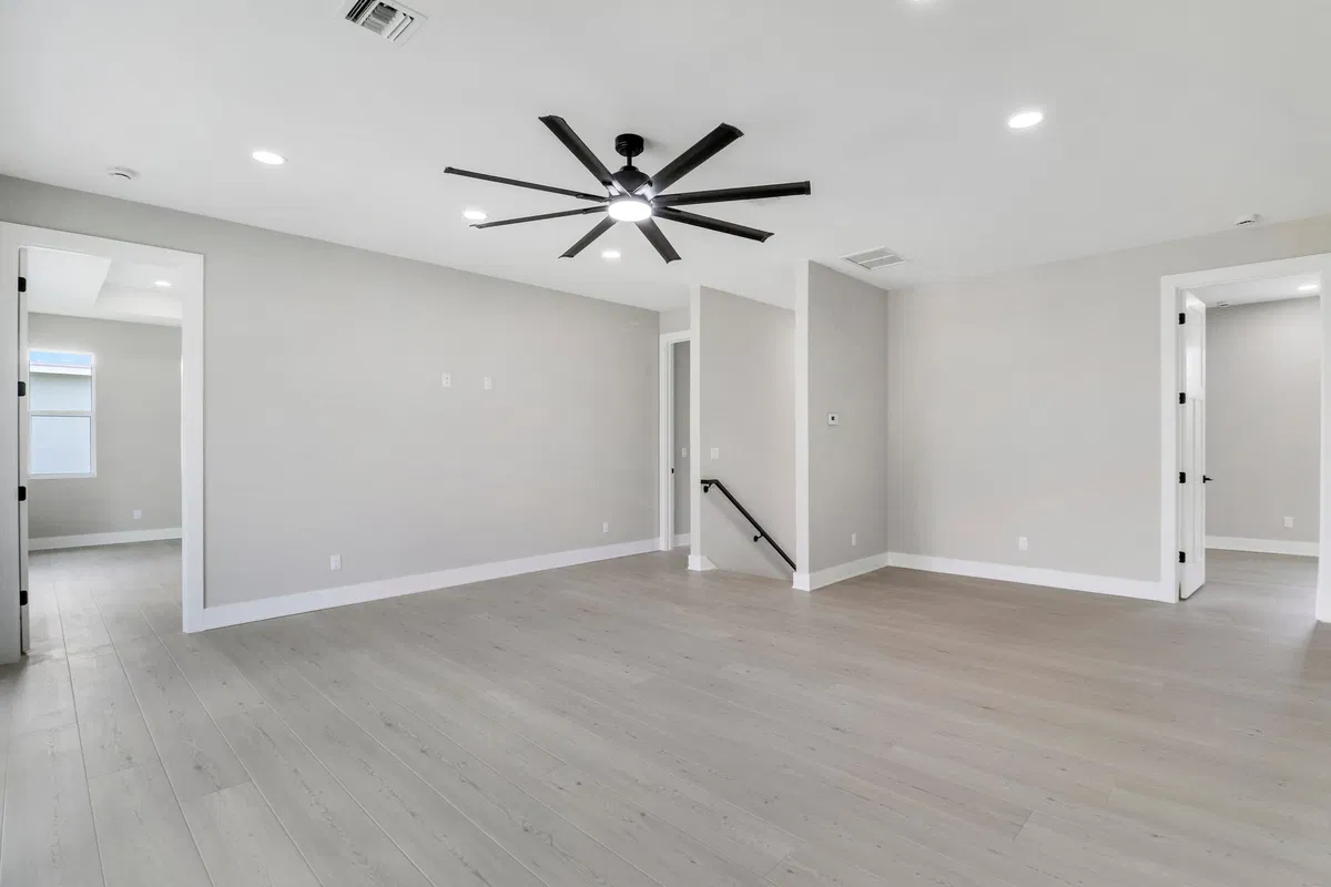 Residence photo 25