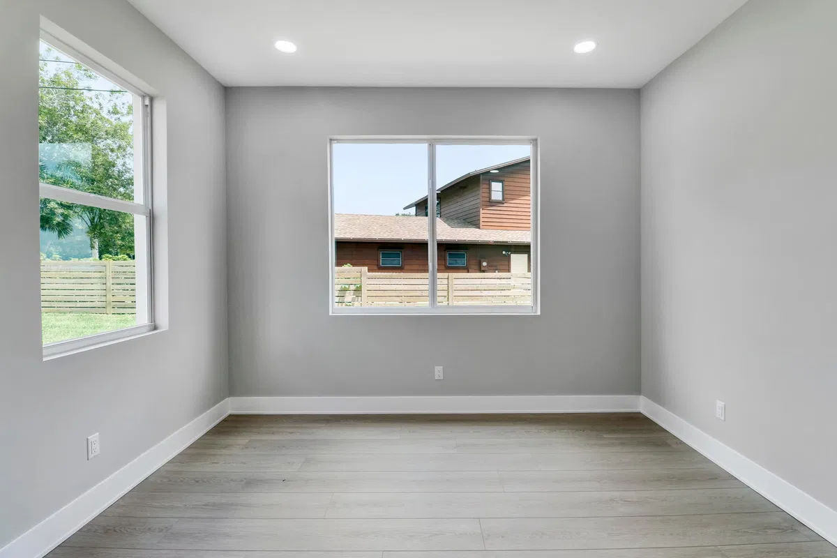 Residence photo 52