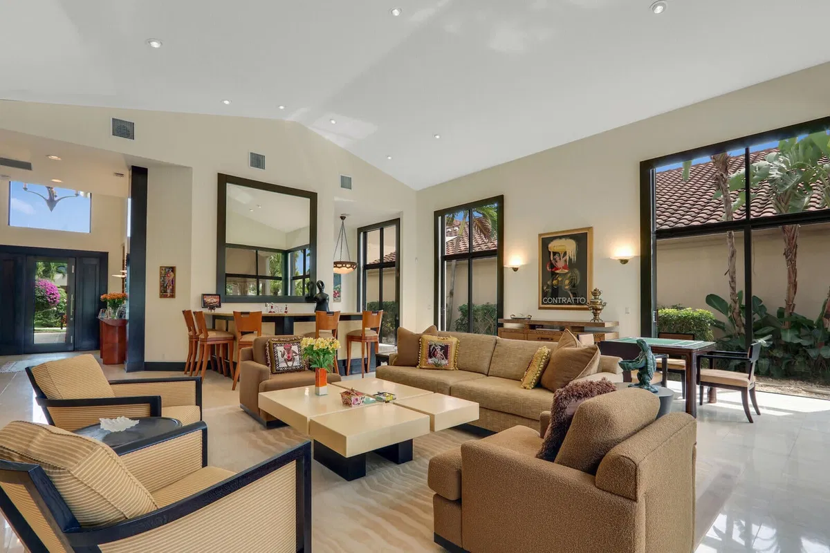 Frenchman's Creek Residence photo 19