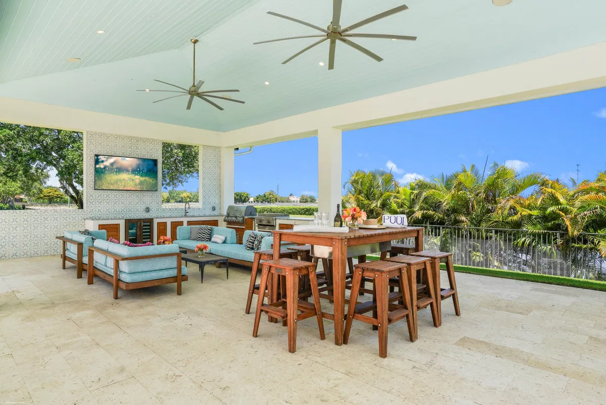 Palm Beach Point Residence photo 31