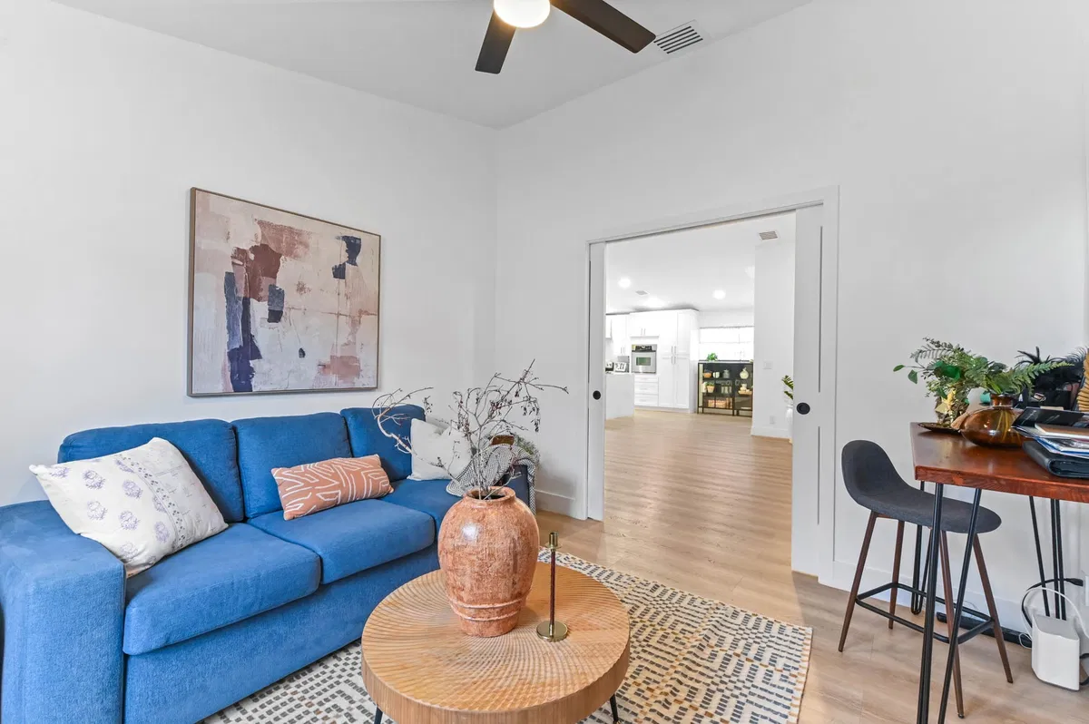 Residence photo 25