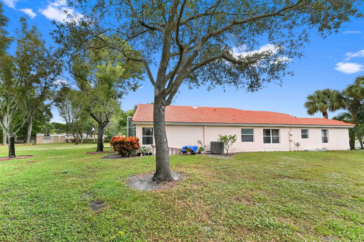 Residence photo 37