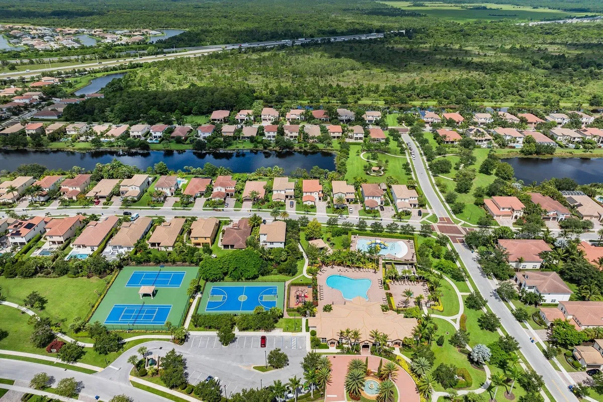 Rialto Jupiter Residence photo 79