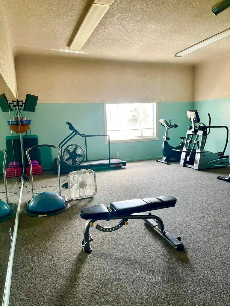 Unit 205 photo 25