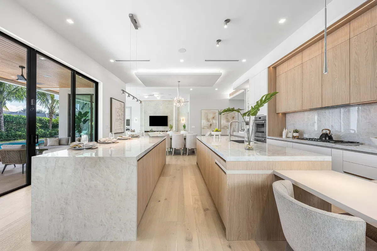 Royal Palm Yacht and Country Club Residence photo 19