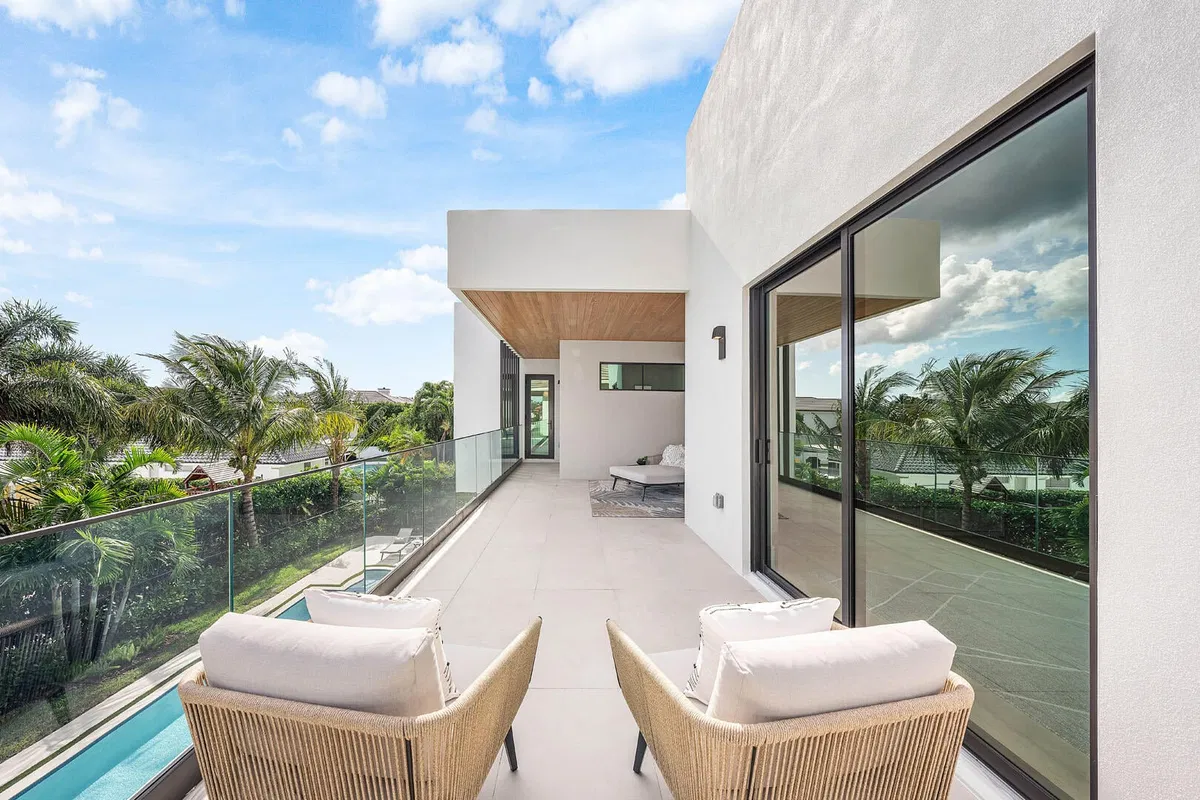 Royal Palm Yacht and Country Club Residence photo 67