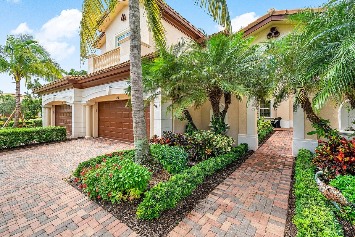 Jupiter Country Club Unit 151 photo 4
