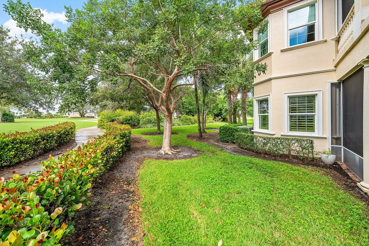 Jupiter Country Club Unit 151 photo 43