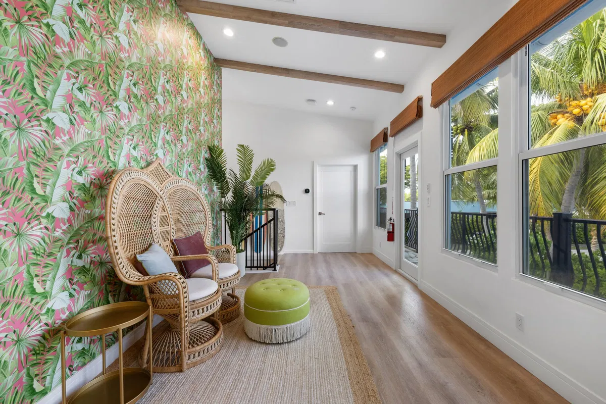  Residence photo 19