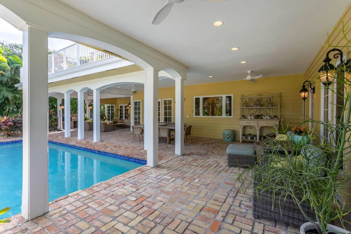 Boca Bath & Tennis Residence photo 19