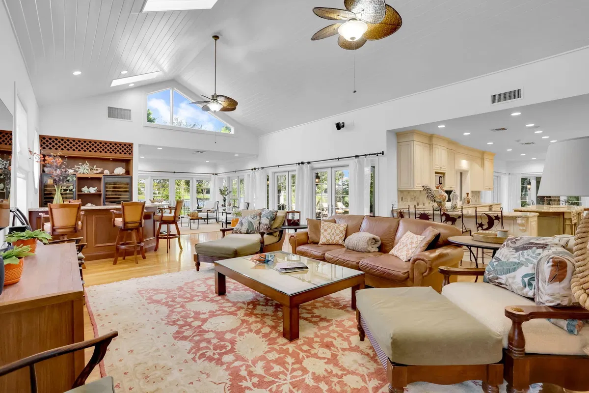 Boca Bath & Tennis Residence photo 43
