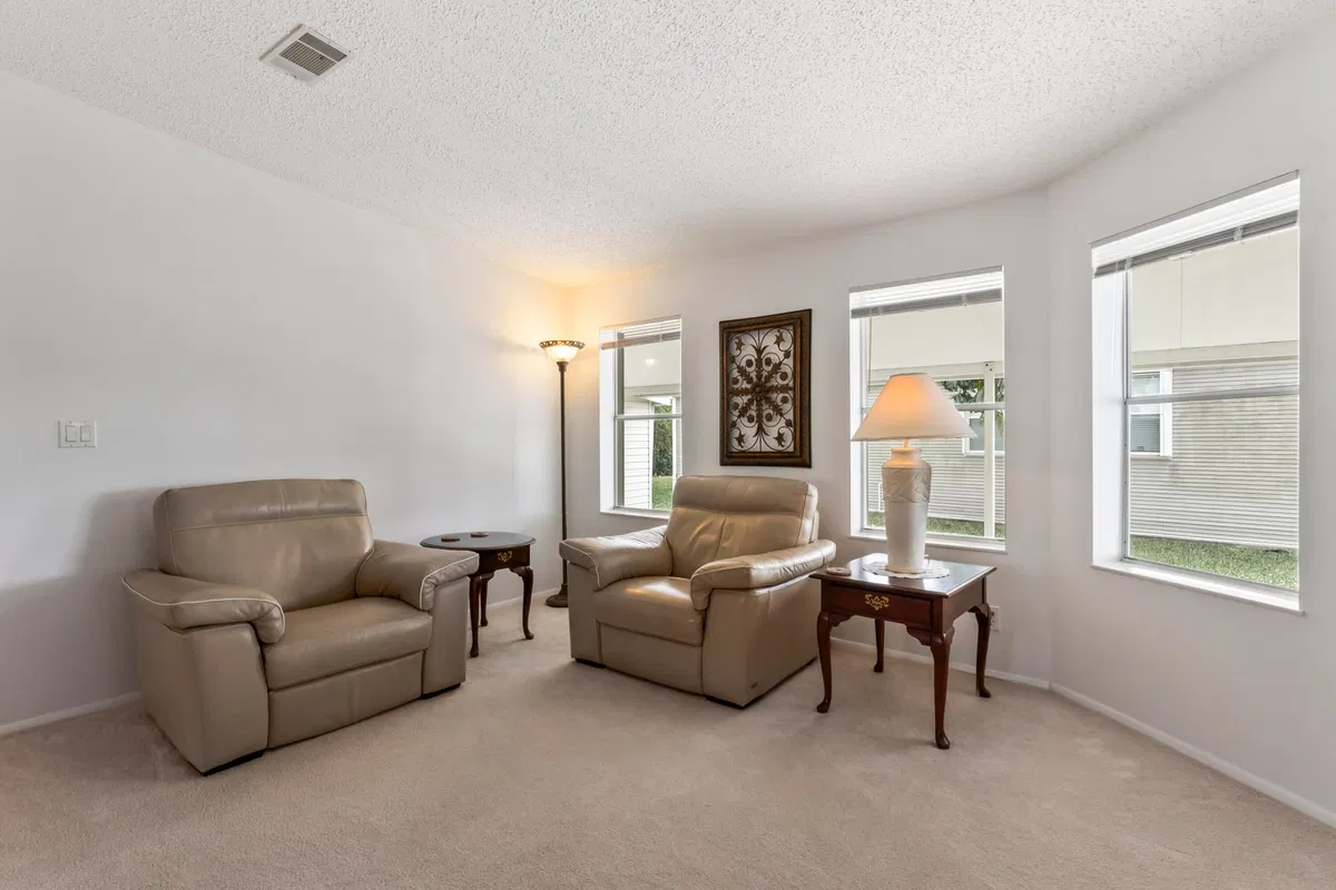 Residence photo 7