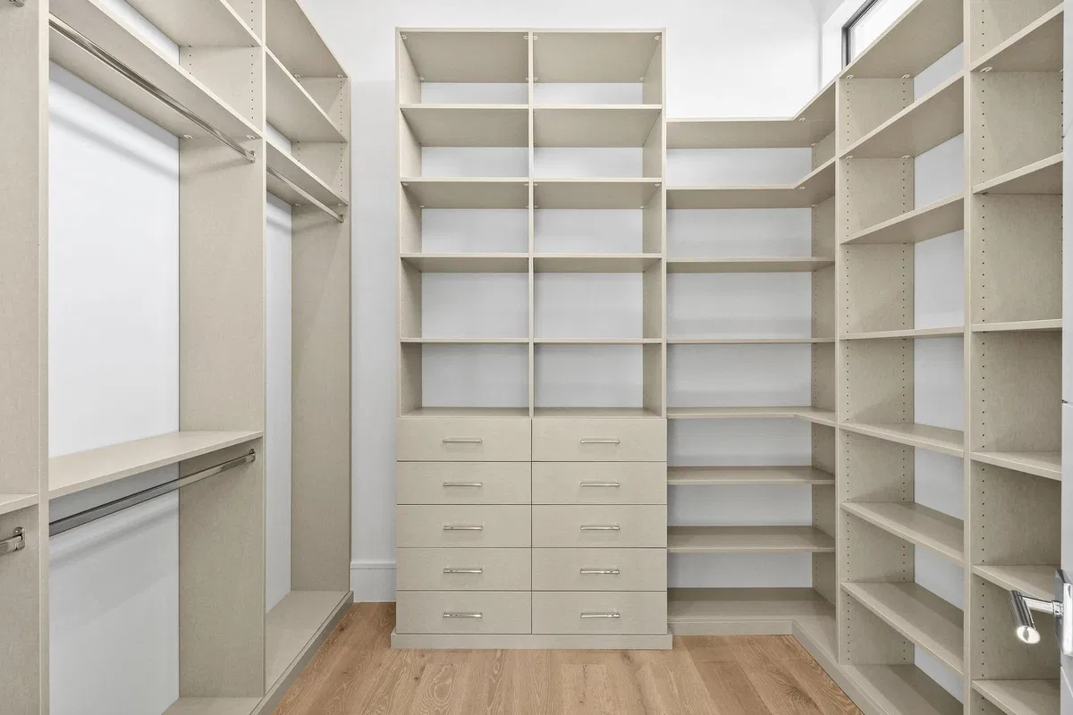 Residence photo 43