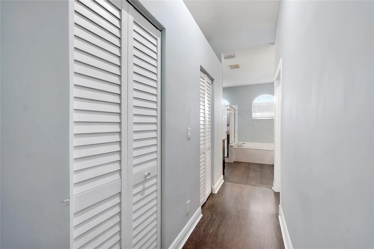 Residence photo 28
